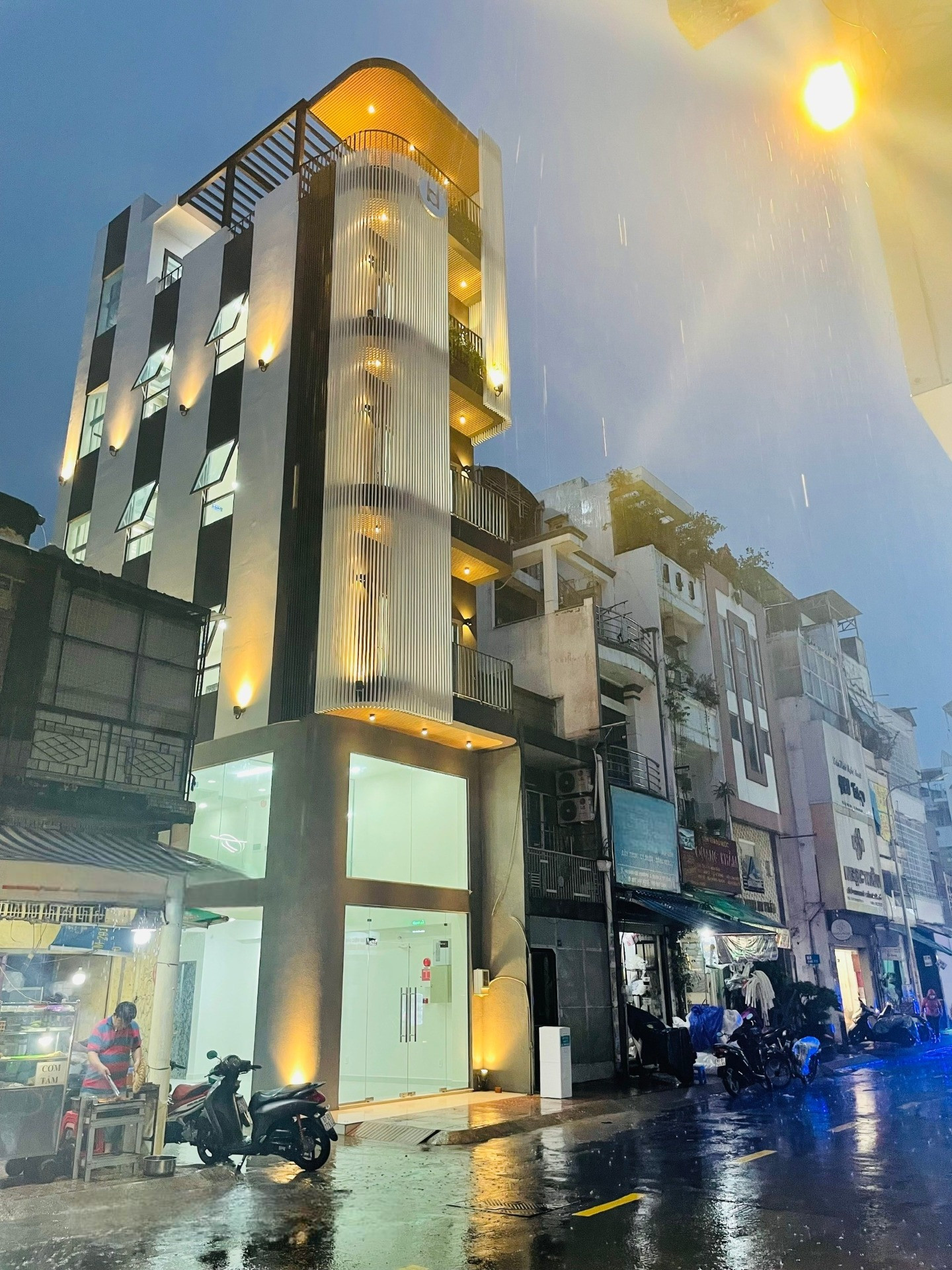 Cho thuê nhà mặt tiền Đường Bàn Cờ Phường 3 Quận 3